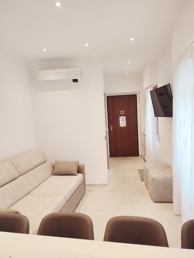 Holiday House Savona Buitenkant foto
